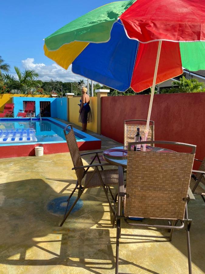 Paradise Villa: Dual Properties with Private Pool and Gym Ocho Rios Exterior photo