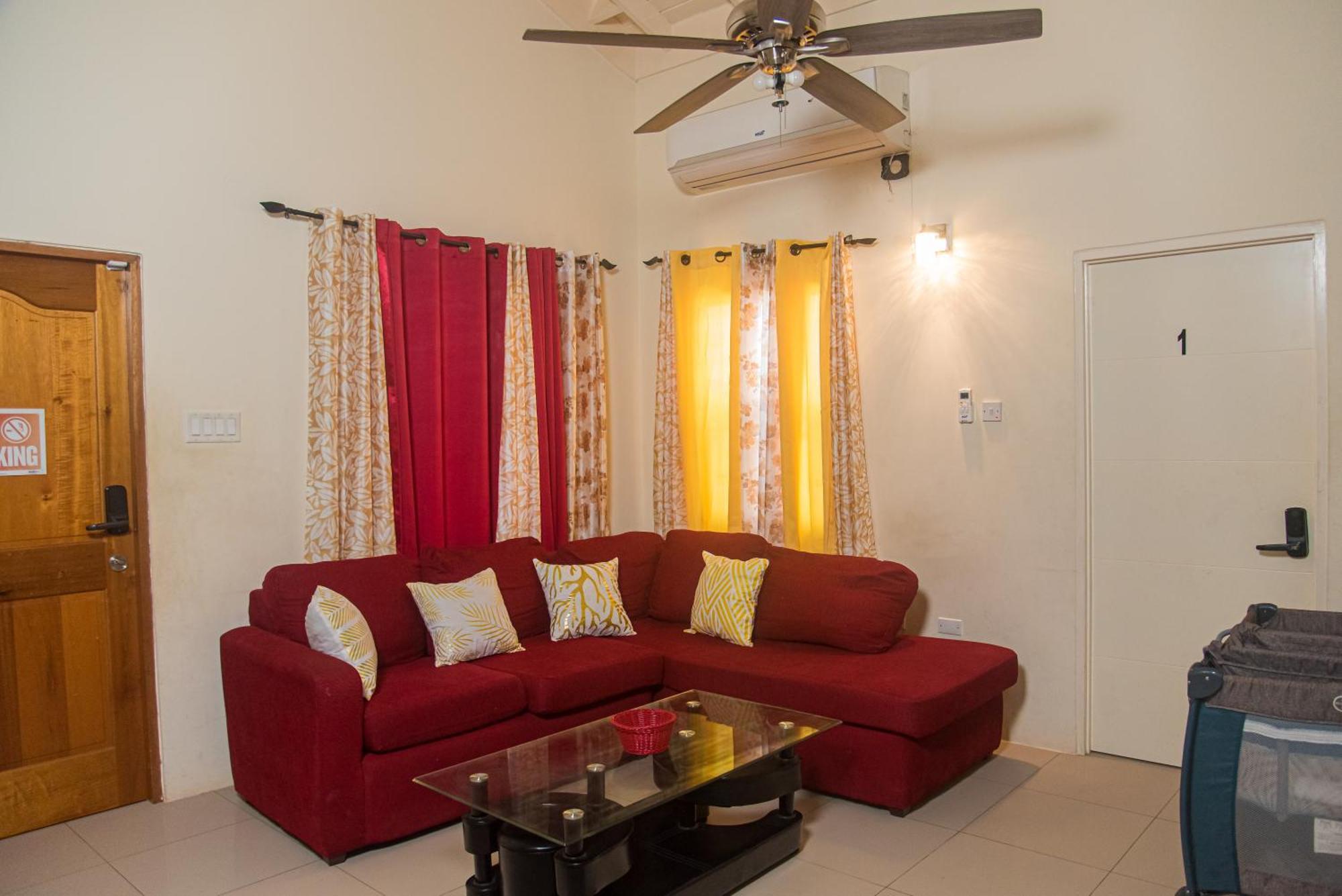 Paradise Villa: Dual Properties with Private Pool and Gym Ocho Rios Exterior photo
